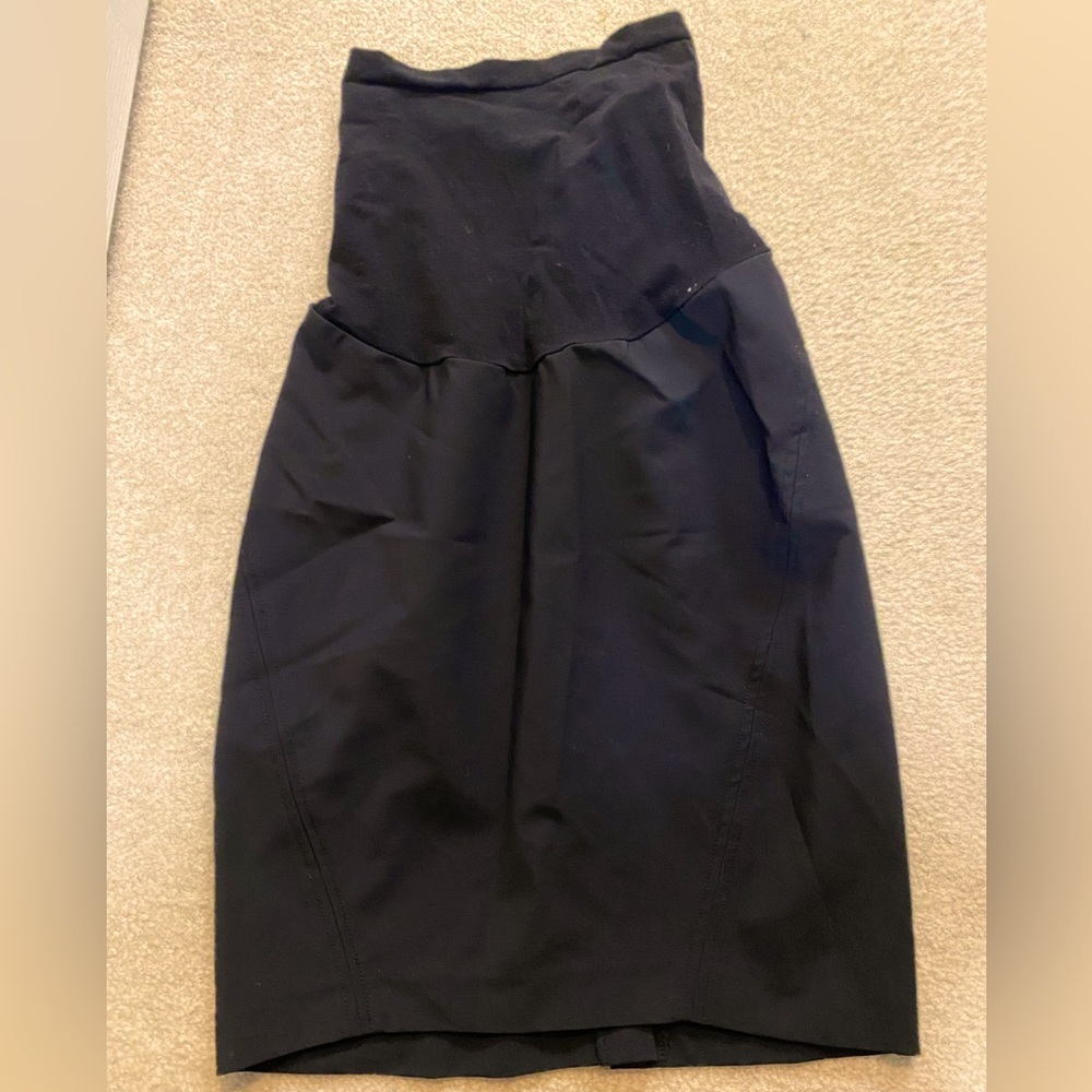 A Pea in the Pod Black Maternity Pencil Skirt, size XS